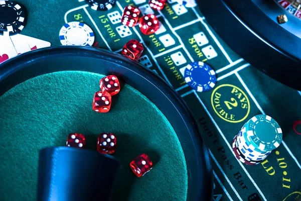 European Roulette wheel layout European Roulette wheel with 37 numbered pockets